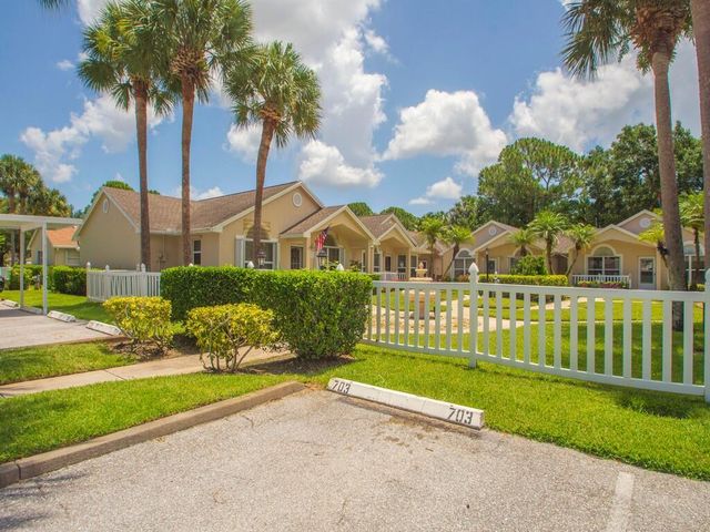703 NW San Remo Circle, Port St. Lucie, Port St Lucie, FL 34986