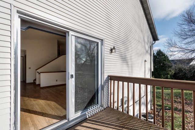 850 N Perry Parkway, Oregon, WI 53575