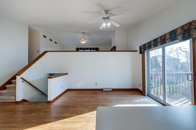 850 N Perry Parkway, Oregon, WI 53575