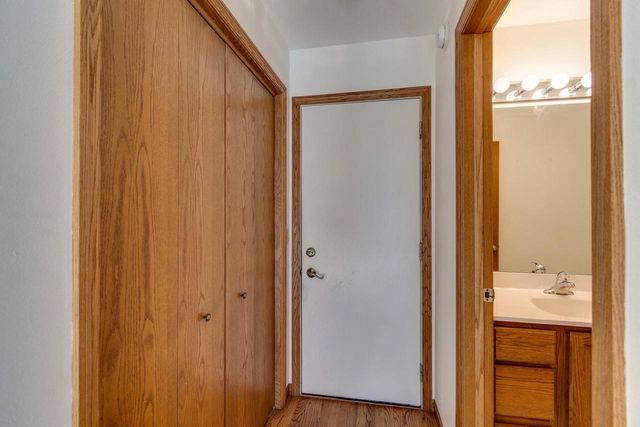 850 N Perry Parkway, Oregon, WI 53575