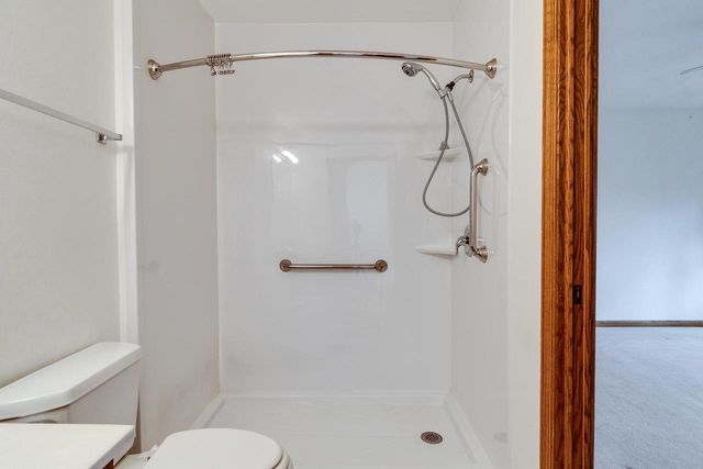 850 N Perry Parkway, Oregon, WI 53575