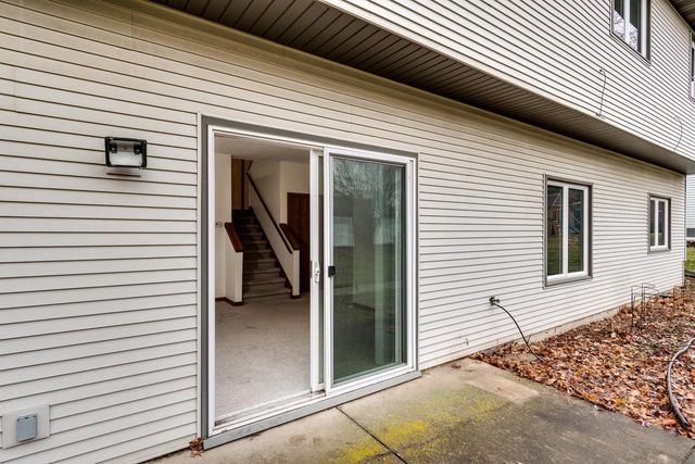 850 N Perry Parkway, Oregon, WI 53575