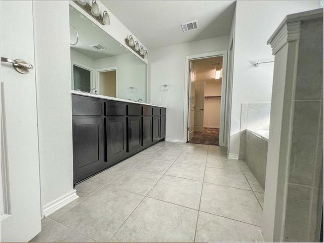 9002 Palmito DR 95, Austin, TX 78717