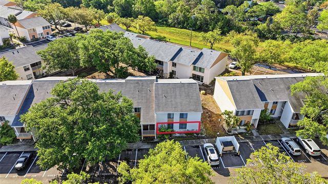 776 100TH AVENUE N 104, St Petersburg, FL 33702