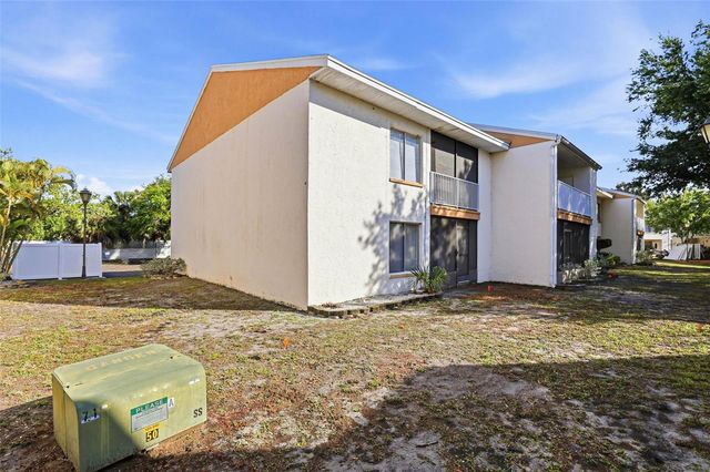 776 100TH AVENUE N 104, St Petersburg, FL 33702