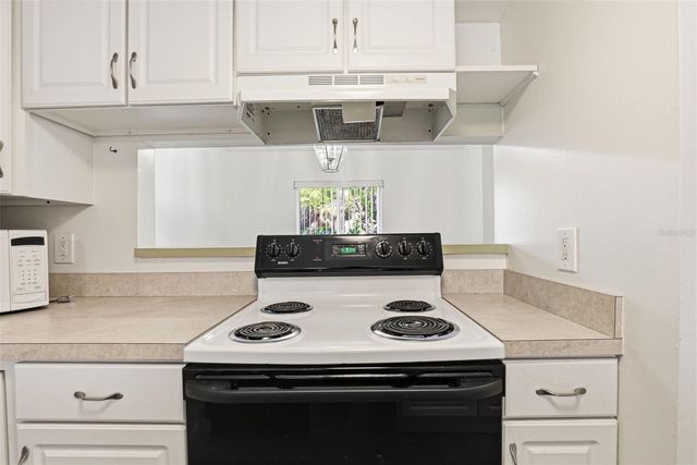 776 100TH AVENUE N 104, St Petersburg, FL 33702