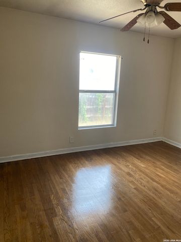 246 POLLYDALE AVE, San Antonio, TX 78223