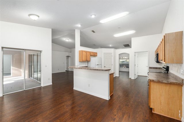 14650 SE 1ST AVENUE ROAD, Summerfield, FL 34491