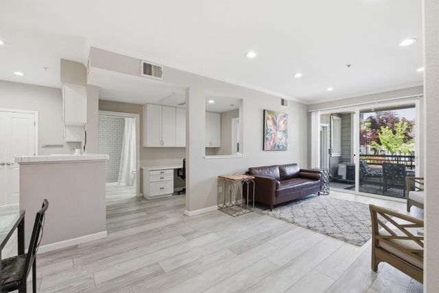 1982 W Bayshore Road 310, East Palo Alto, CA 94303