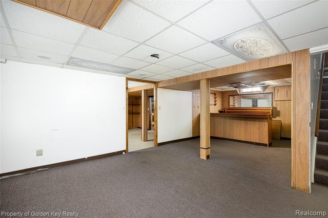 6951 Apache Trail, Westland, MI 48185