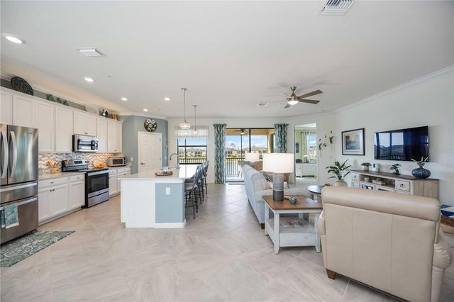 12485 GHIBERTI CIRCLE 201, Venice, FL 34293