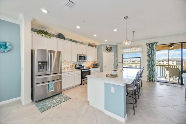12485 GHIBERTI CIRCLE 201, Venice, FL 34293