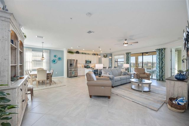 12485 GHIBERTI CIRCLE 201, Venice, FL 34293
