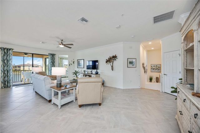 12485 GHIBERTI CIRCLE 201, Venice, FL 34293