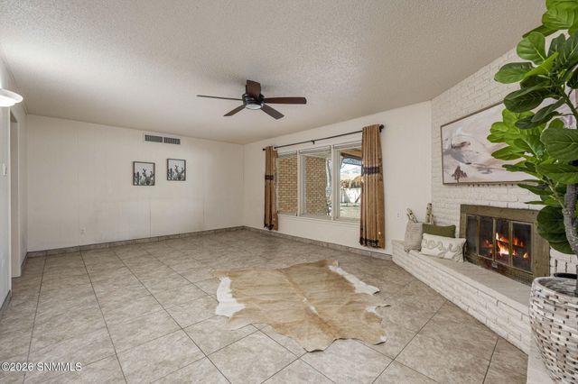 2290 Avalon Drive, Las Cruces, NM 88005