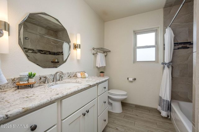 2290 Avalon Drive, Las Cruces, NM 88005