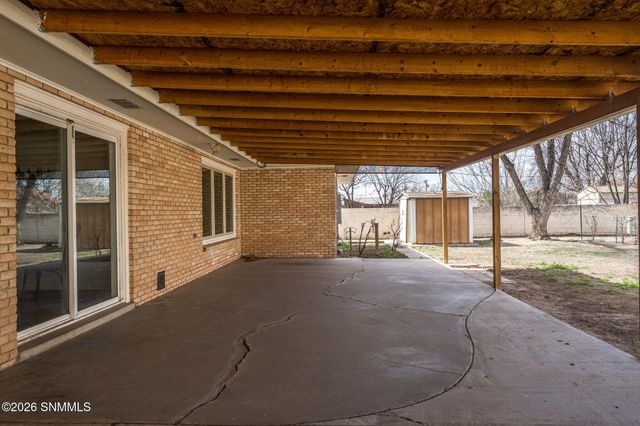 2290 Avalon Drive, Las Cruces, NM 88005