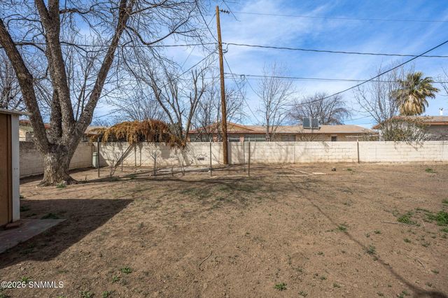 2290 Avalon Drive, Las Cruces, NM 88005