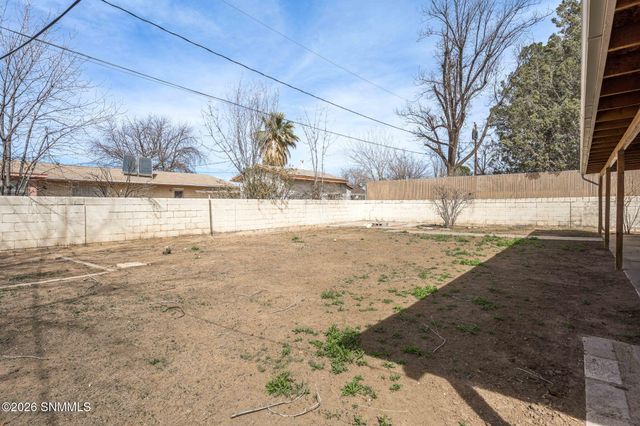 2290 Avalon Drive, Las Cruces, NM 88005