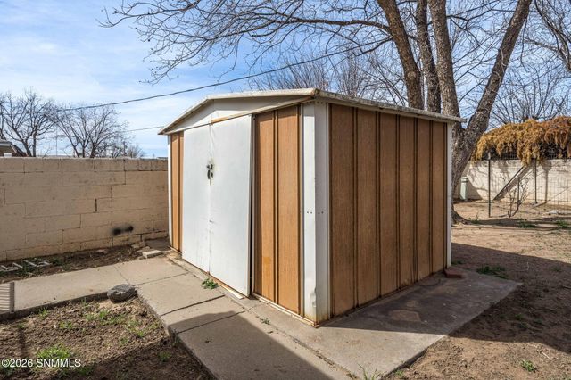 2290 Avalon Drive, Las Cruces, NM 88005