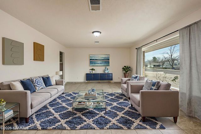 2290 Avalon Drive, Las Cruces, NM 88005