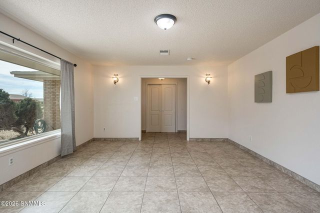 2290 Avalon Drive, Las Cruces, NM 88005