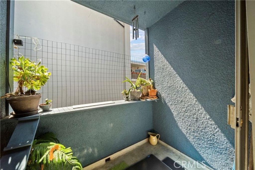 1126 N Central 308, Glendale, CA 91202