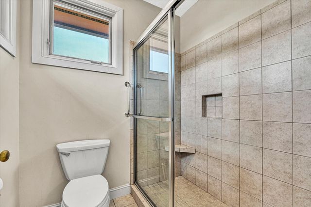 209 Park Shores CIR, Moneta, VA 24121