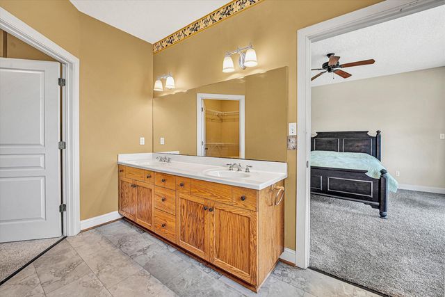 209 Park Shores CIR, Moneta, VA 24121