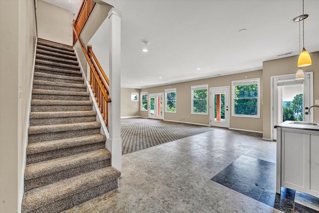 209 Park Shores CIR, Moneta, VA 24121