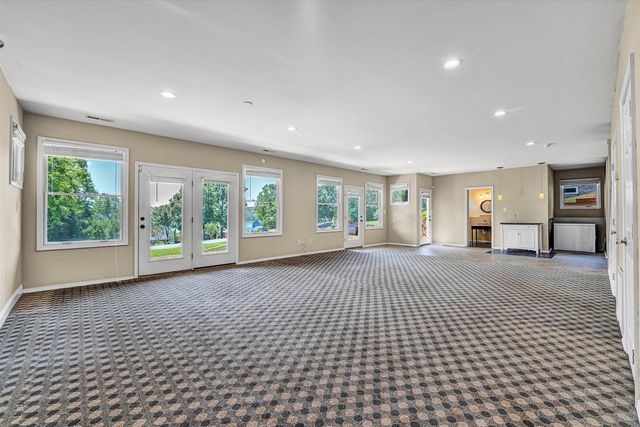 209 Park Shores CIR, Moneta, VA 24121
