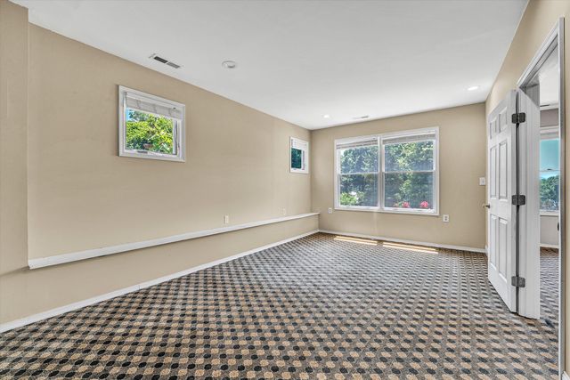 209 Park Shores CIR, Moneta, VA 24121