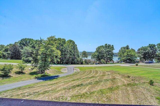 209 Park Shores CIR, Moneta, VA 24121