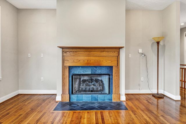 209 Park Shores CIR, Moneta, VA 24121