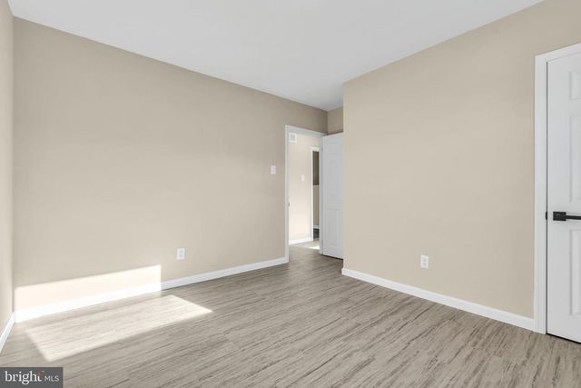 86 SCRAPETOWN RD, Pemberton, NJ 08068