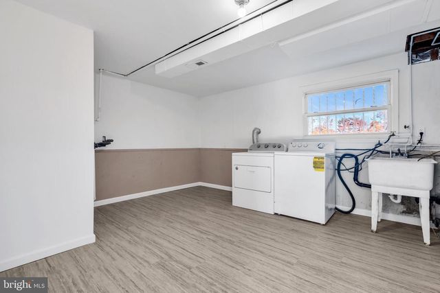 86 SCRAPETOWN RD, Pemberton, NJ 08068