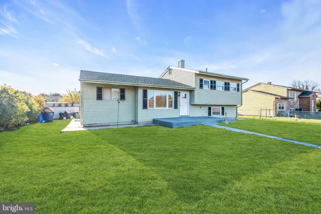 86 SCRAPETOWN RD, Pemberton, NJ 08068