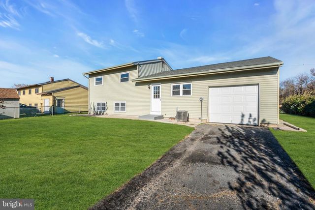 86 SCRAPETOWN RD, Pemberton, NJ 08068