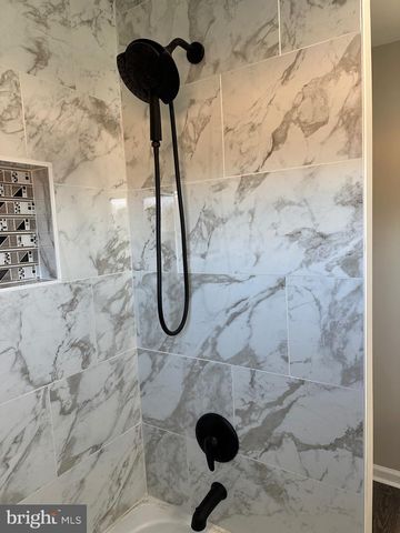 86 SCRAPETOWN RD, Pemberton, NJ 08068