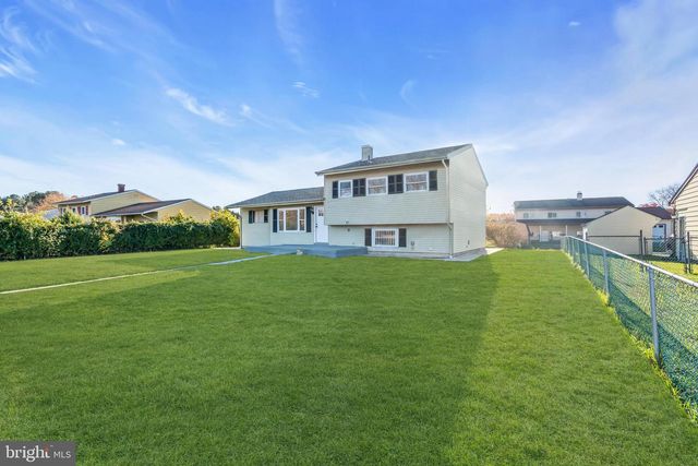 86 SCRAPETOWN RD, Pemberton, NJ 08068