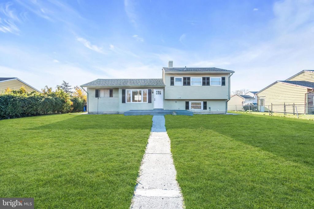 86 SCRAPETOWN RD, Pemberton, NJ 08068