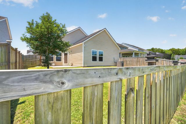 306 Blue Mountain Drive, Moncks Corner, SC 29461