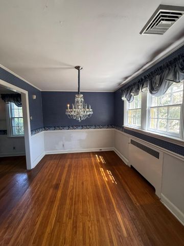 111 S NORWINDEN DR, Springfield, PA 19064