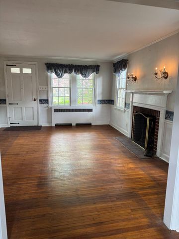 111 S NORWINDEN DR, Springfield, PA 19064