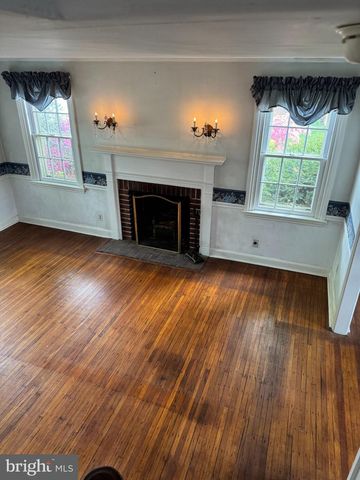 111 S NORWINDEN DR, Springfield, PA 19064
