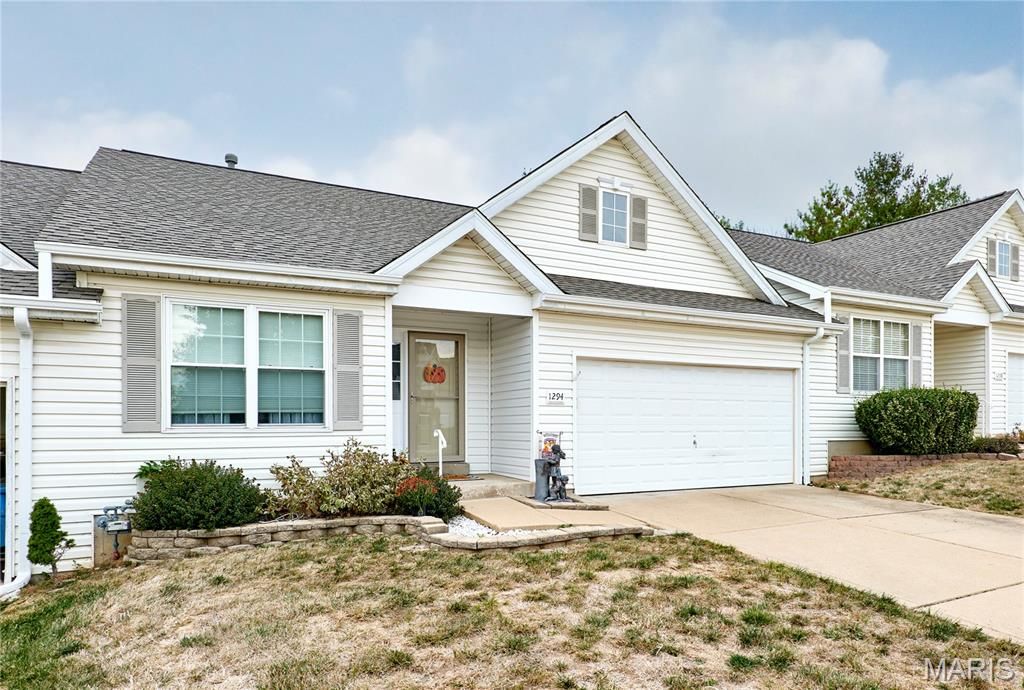 1294 Windcrest Circle Drive, Arnold, MO 63010