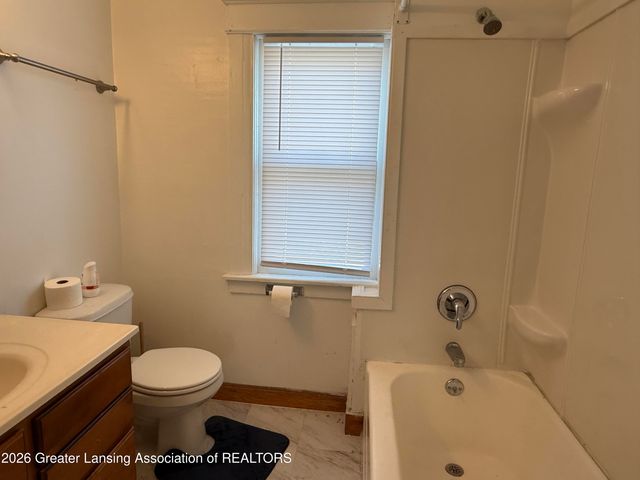 427 N Butler Boulevard, Lansing, MI 48915