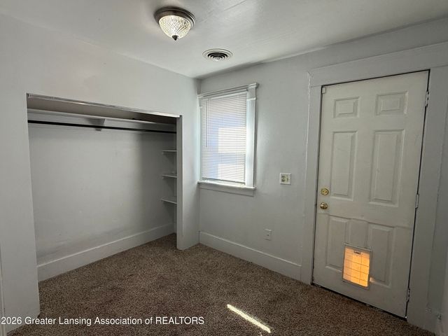 427 N Butler Boulevard, Lansing, MI 48915