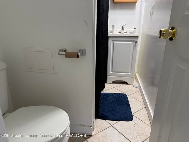 427 N Butler Boulevard, Lansing, MI 48915