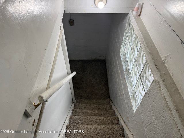 427 N Butler Boulevard, Lansing, MI 48915